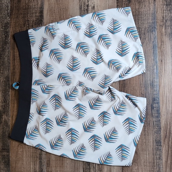 Patagonia Stretch Planing Boardshorts Size 35 In Fishbone Patterned Off-white - Picture 4 of 9